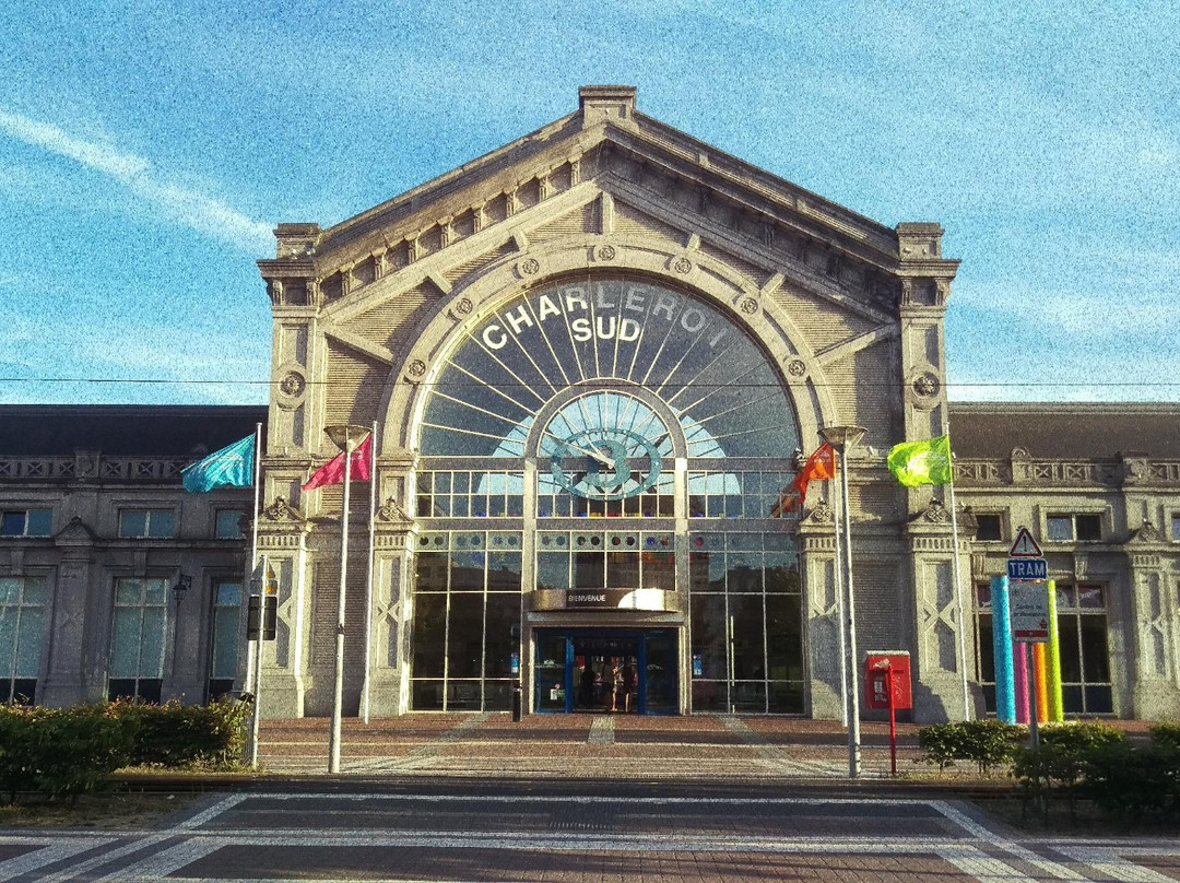 Gare de Charleroi-Sud s'appelle désormais Charleroi-Central景点图片