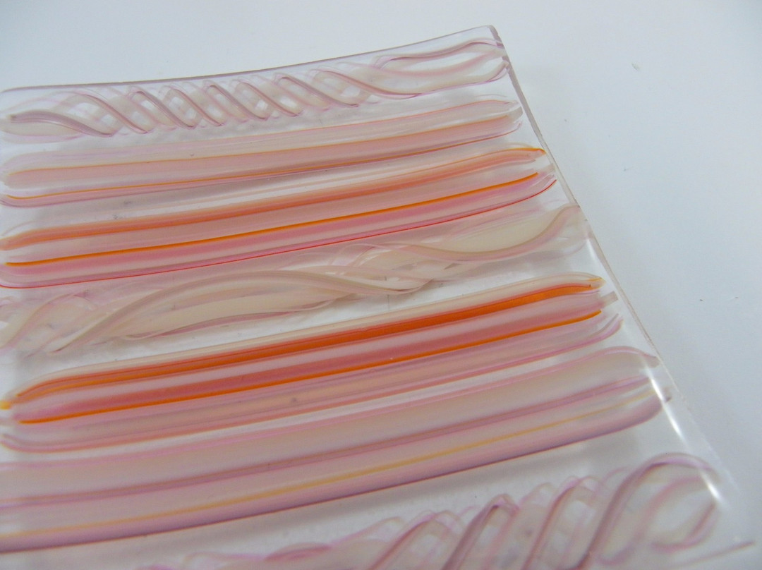 LAVA Art Glass Gallery & Studio-班伯利必去景点