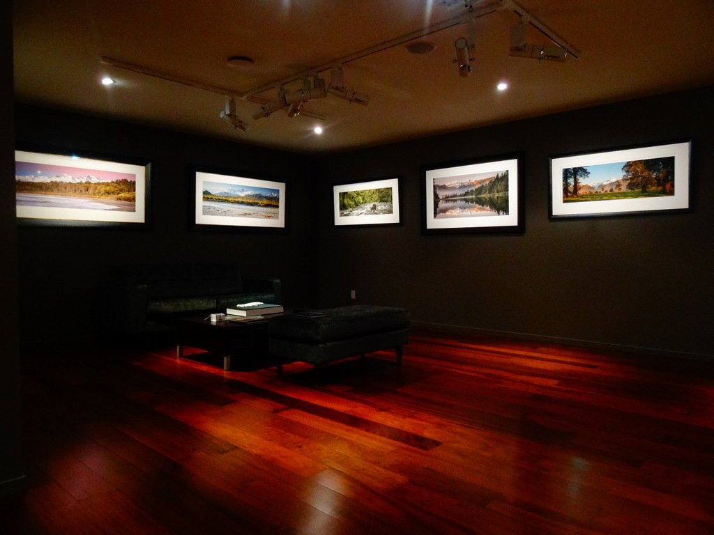 Petr Hlavacek Gallery景点图片