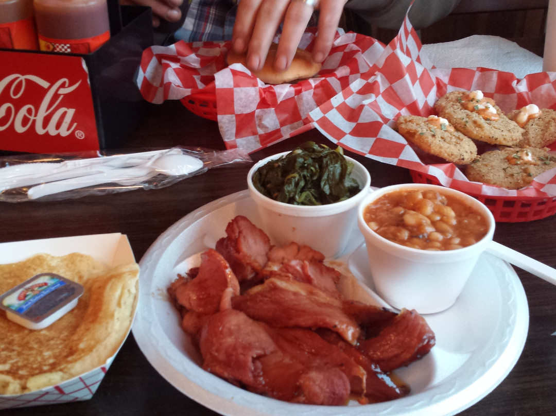Hendersonville餐馆和美食-Center Point Bar-B-Que