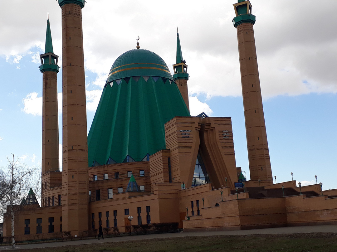 Mashkhur-Jusup Mosque-Pavlodar必去景点