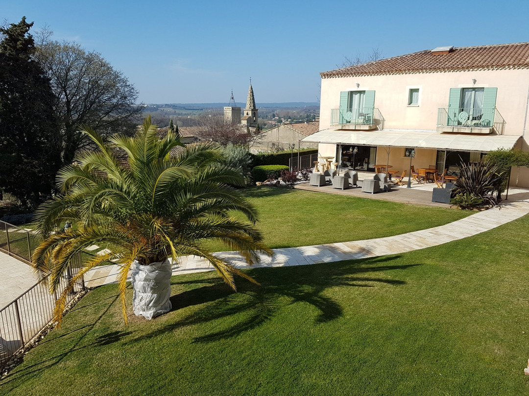 拉克洛斯普拉丁斯酒店主图