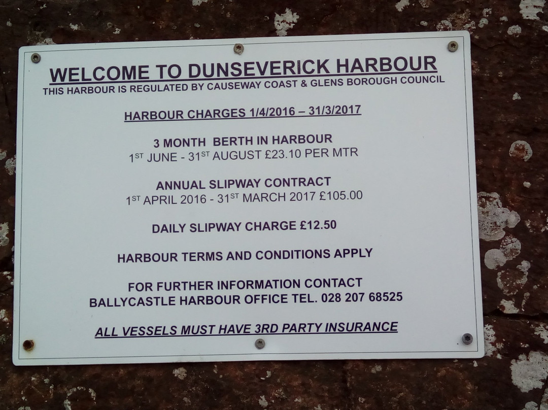 Dunseverick Harbour景点图片