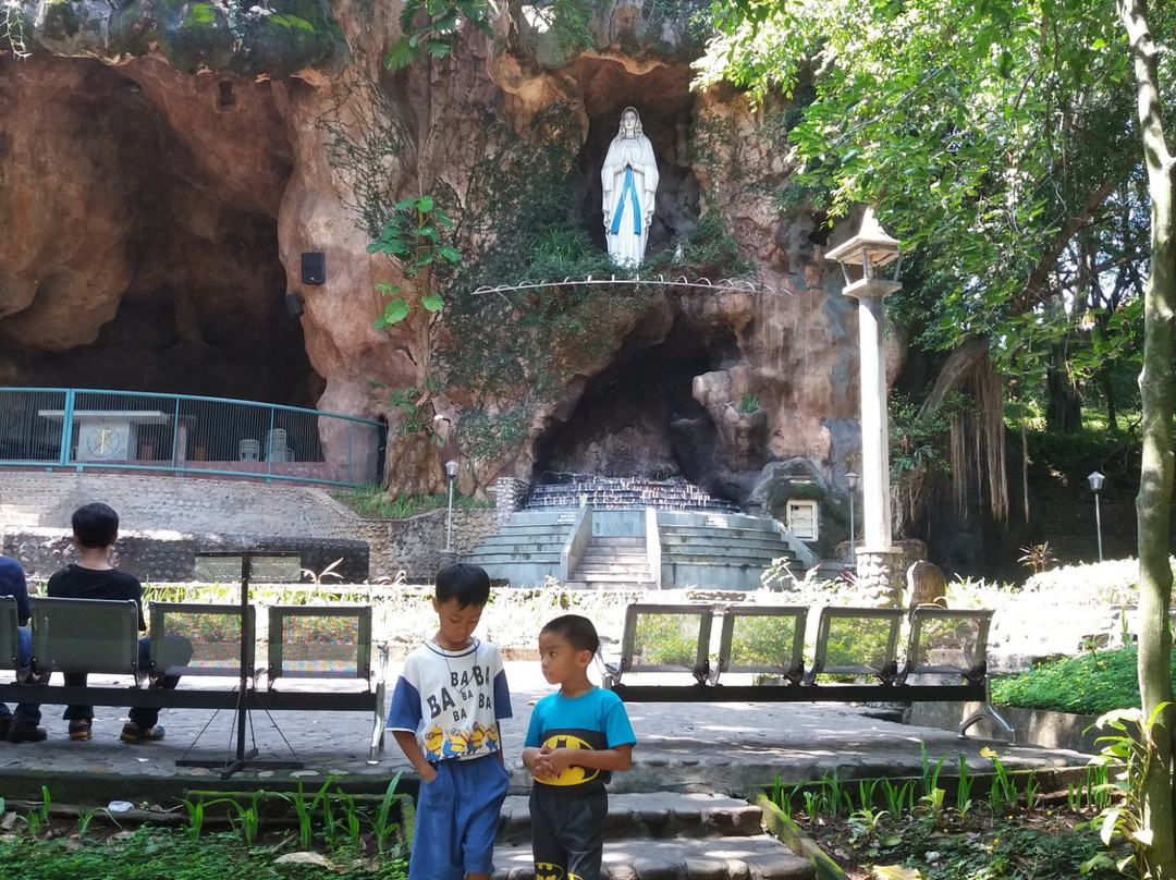 Gua Maria Lourdes Puhsarang-谏义里必去景点