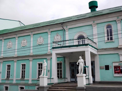 Sculptures of Workers-Alapaevsk必去景点