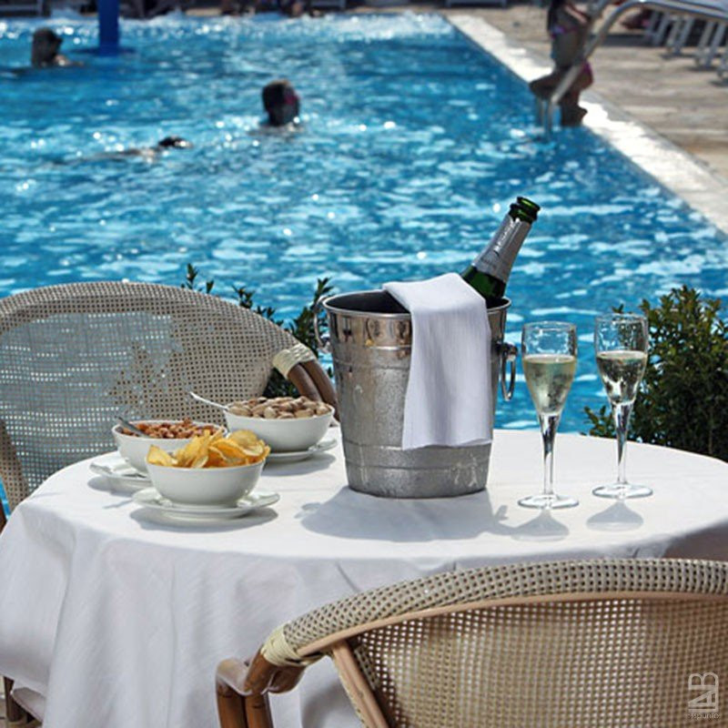 Piscina Riscaldata Buratti-Pinarella必去景点