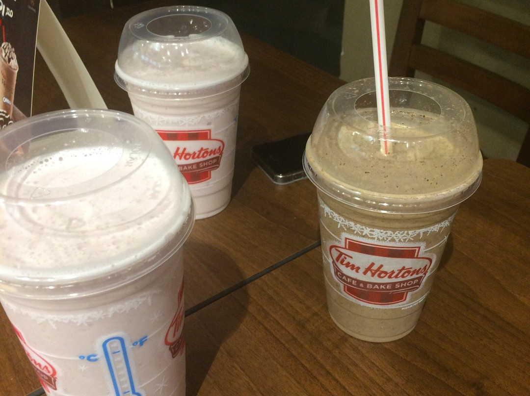 Al Madam餐馆和美食-Tim Hortons