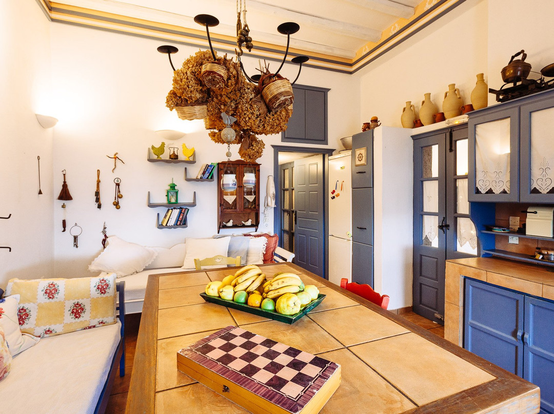 Athinios酒店住宿-Aegagros Caldera Houses