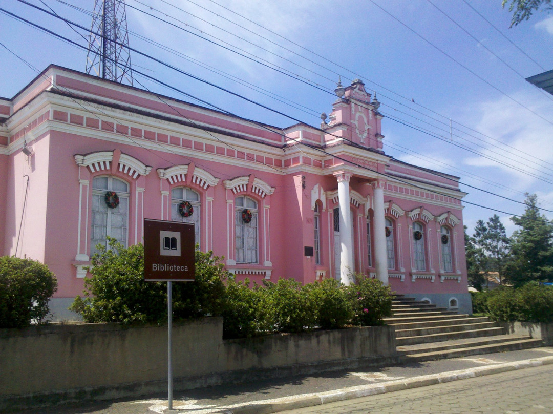 Biblioteca Pública Municipal Historiador Luiz Leopoldo Mercer-Tibagi必去景点