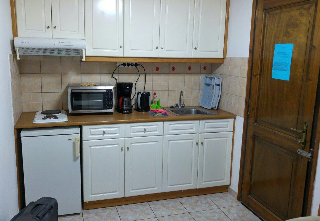 Agios Stefanos酒店住宿-Babis Apartments & Studios Iremia