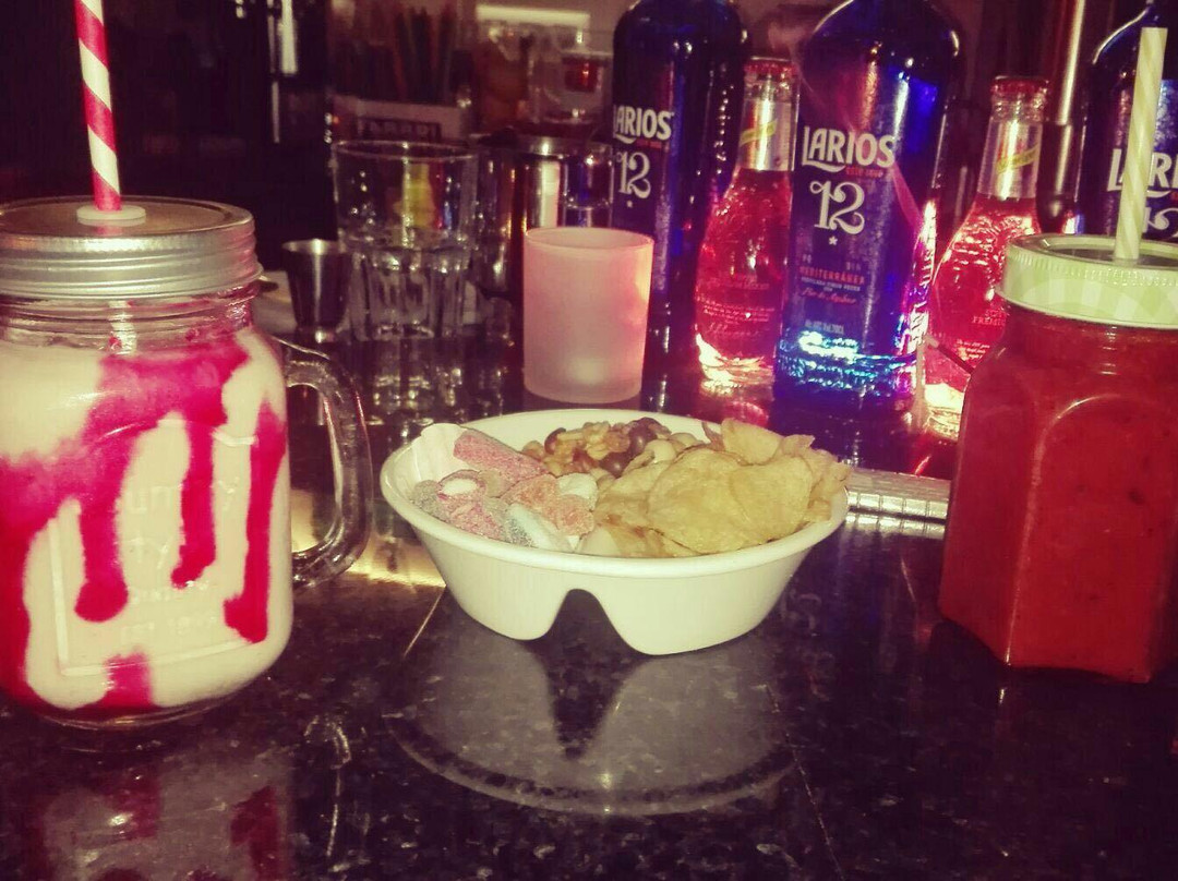 Deluxcoffee Gin Coctel-Marin必去景点