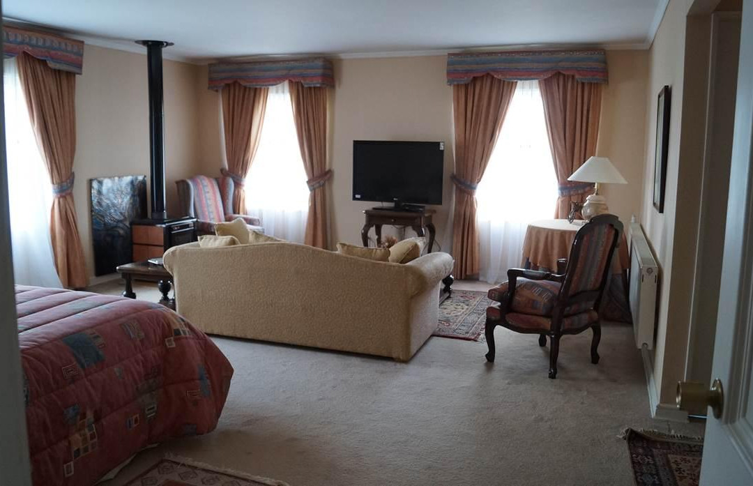 Hotel Militar Cochrane主图