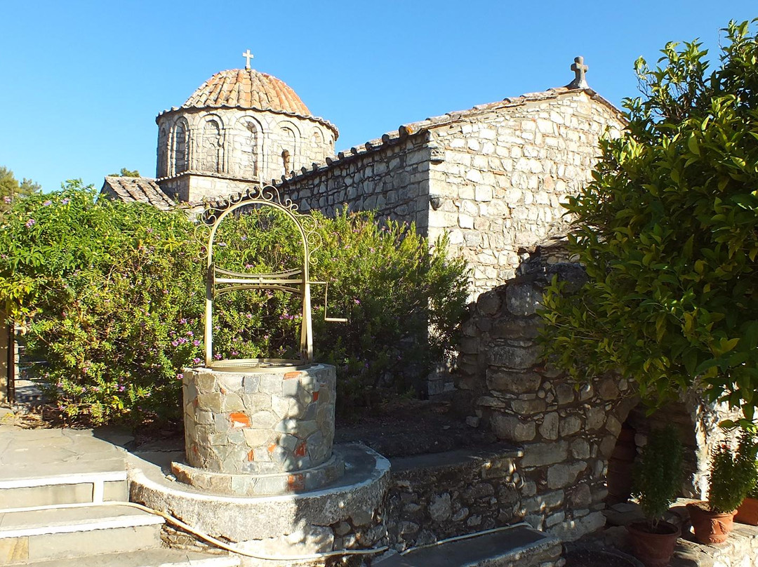 Lardos旅游景点-Archangel Michael Monastery