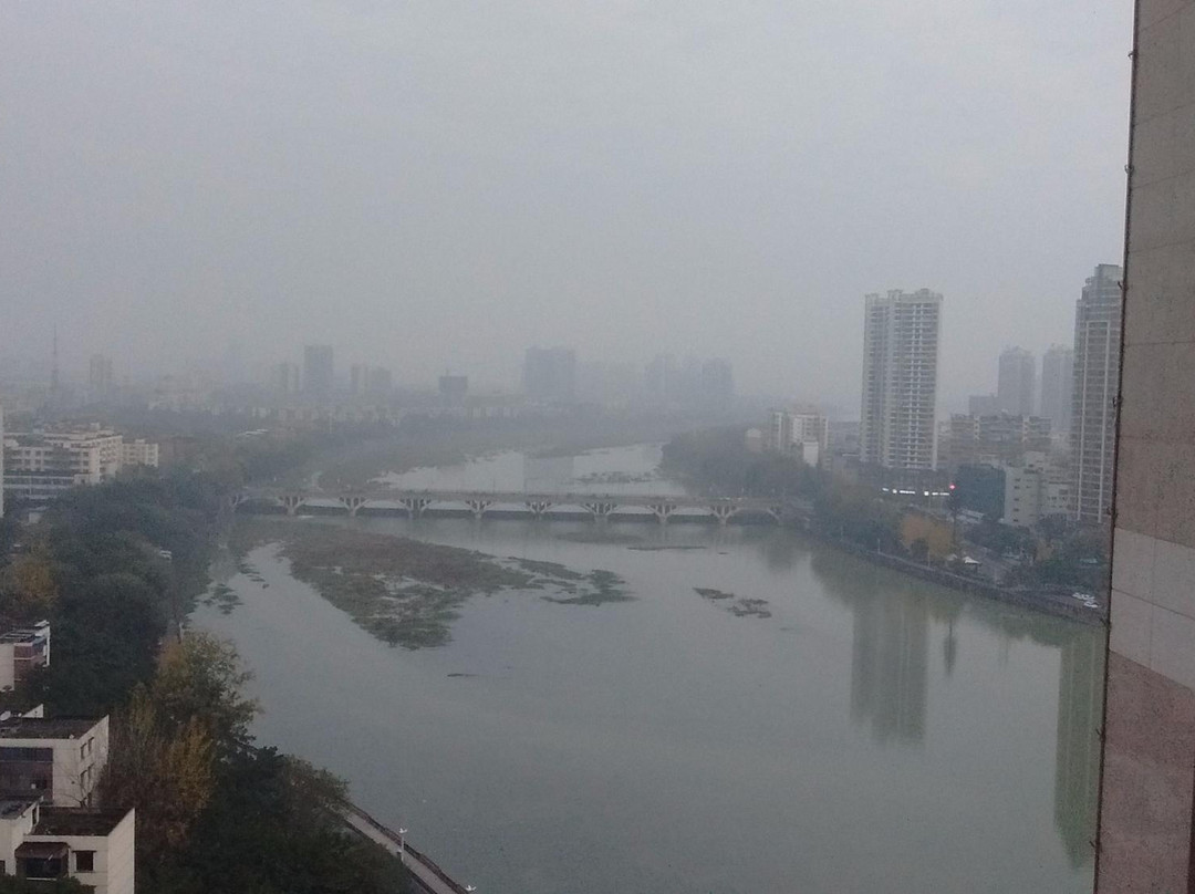 旌湖国际酒店主图