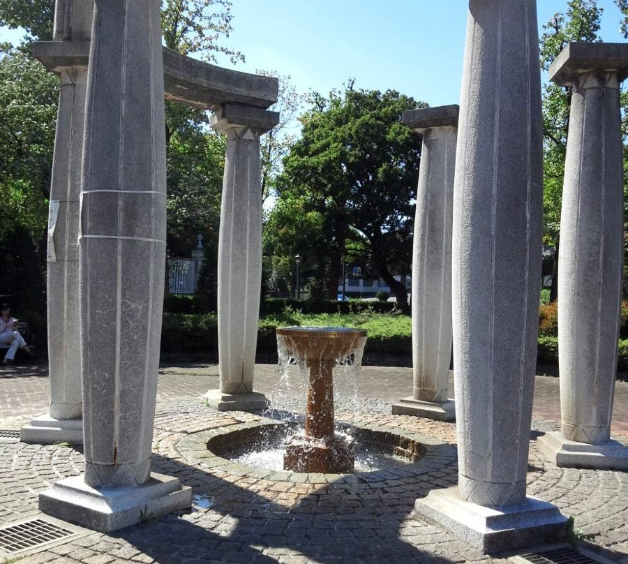 Wakaba Higashi Park-Yotsuya必去景点