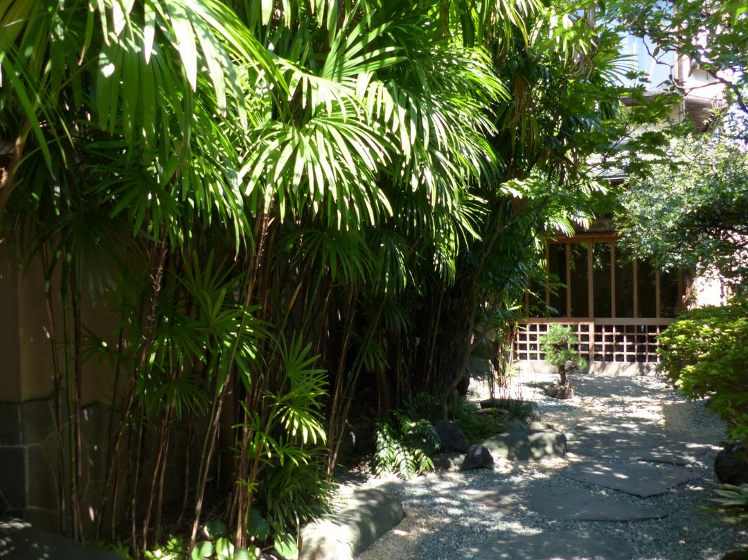House of Awashima Kangetsu-Mukou-jima必去景点