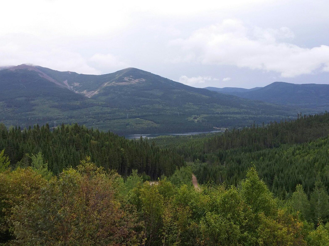 Mine d'agates du Mont Lyall-Sainte Anne des Monts必去景点