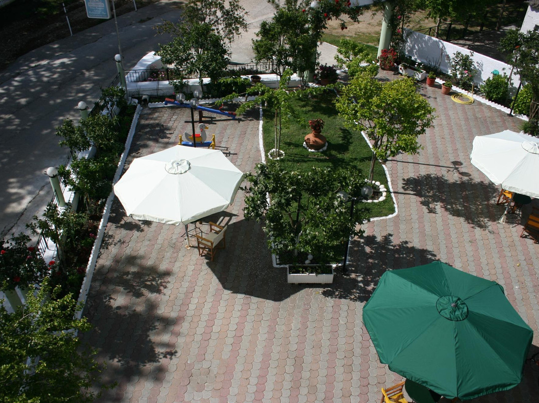 Des Roses Hotel主图