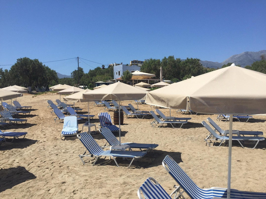Episkopi餐馆和美食-Kyma Taverna Beach Bar