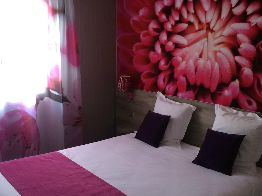 钱布雷布南图尔康福特酒店