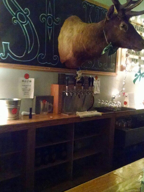 Flagship Brewing Company景点图片