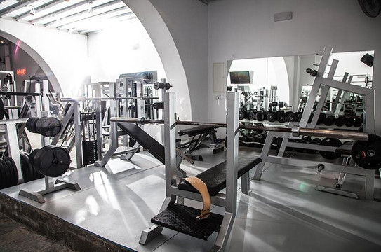 Pump Gym-米克诺斯镇必去景点