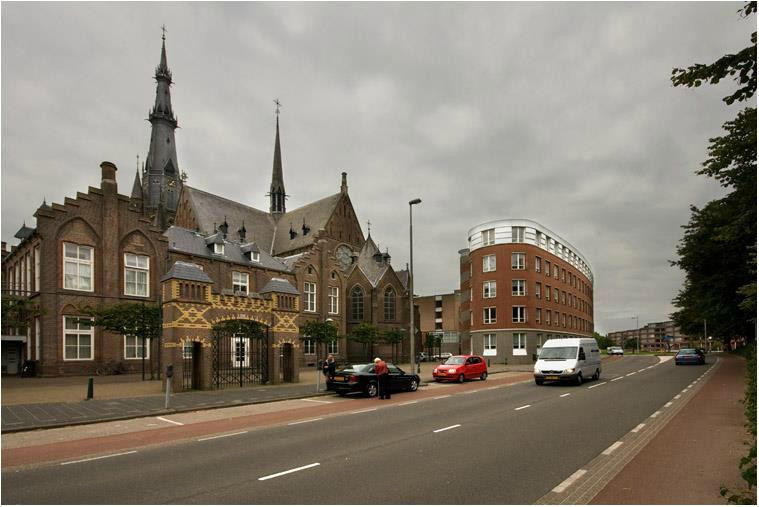 Church Saint Boniface-吕伐登必去景点