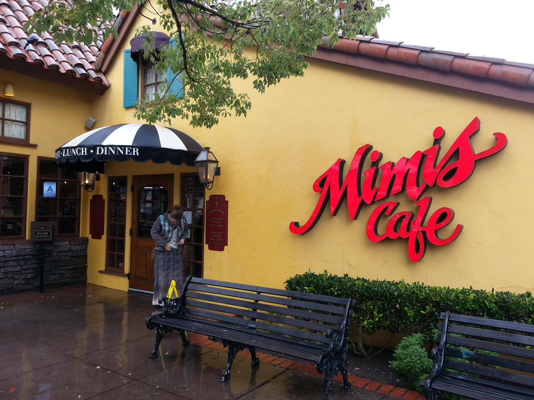 Mimi's Cafe