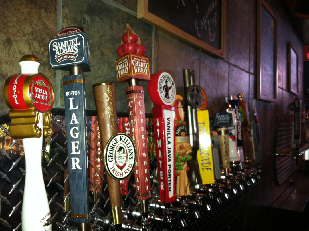 门罗餐馆和美食-Pete's Garage