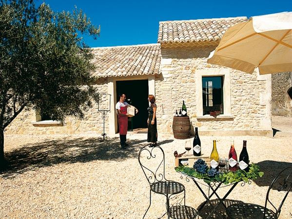 Domaine Ventajol-Pont-Saint-Esprit必去景点