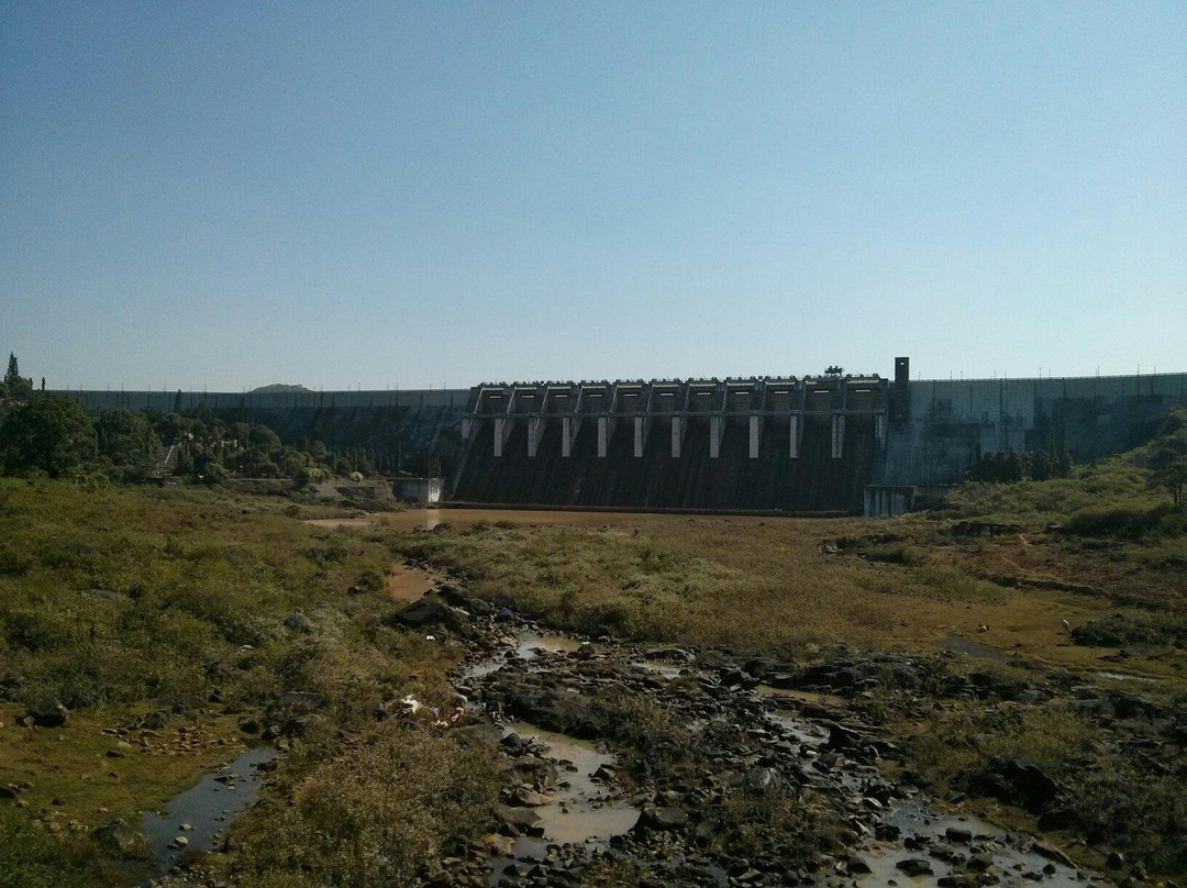 Kolab Reservoir景点图片