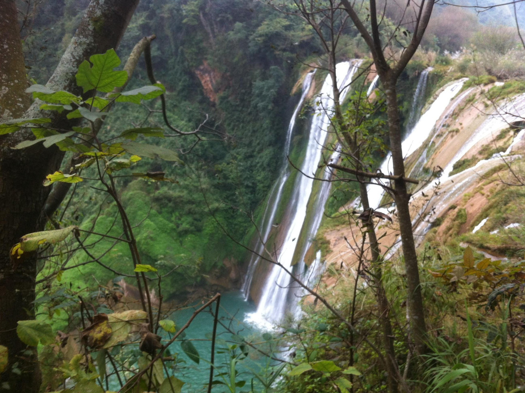 九龙瀑布群-罗平县必去景点
