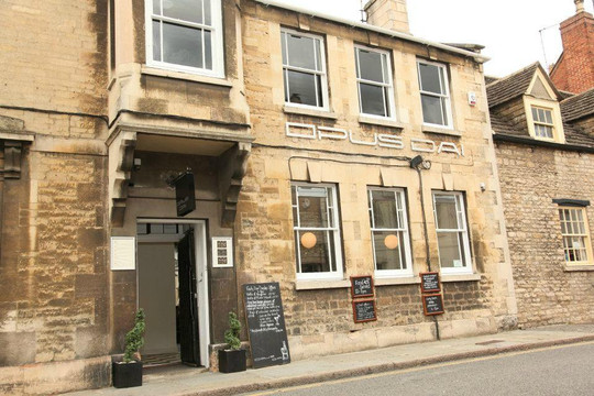 Opus Dai-斯坦福德镇必去景点