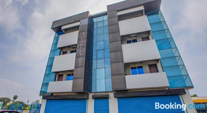 OYO 82132 G s r Residency