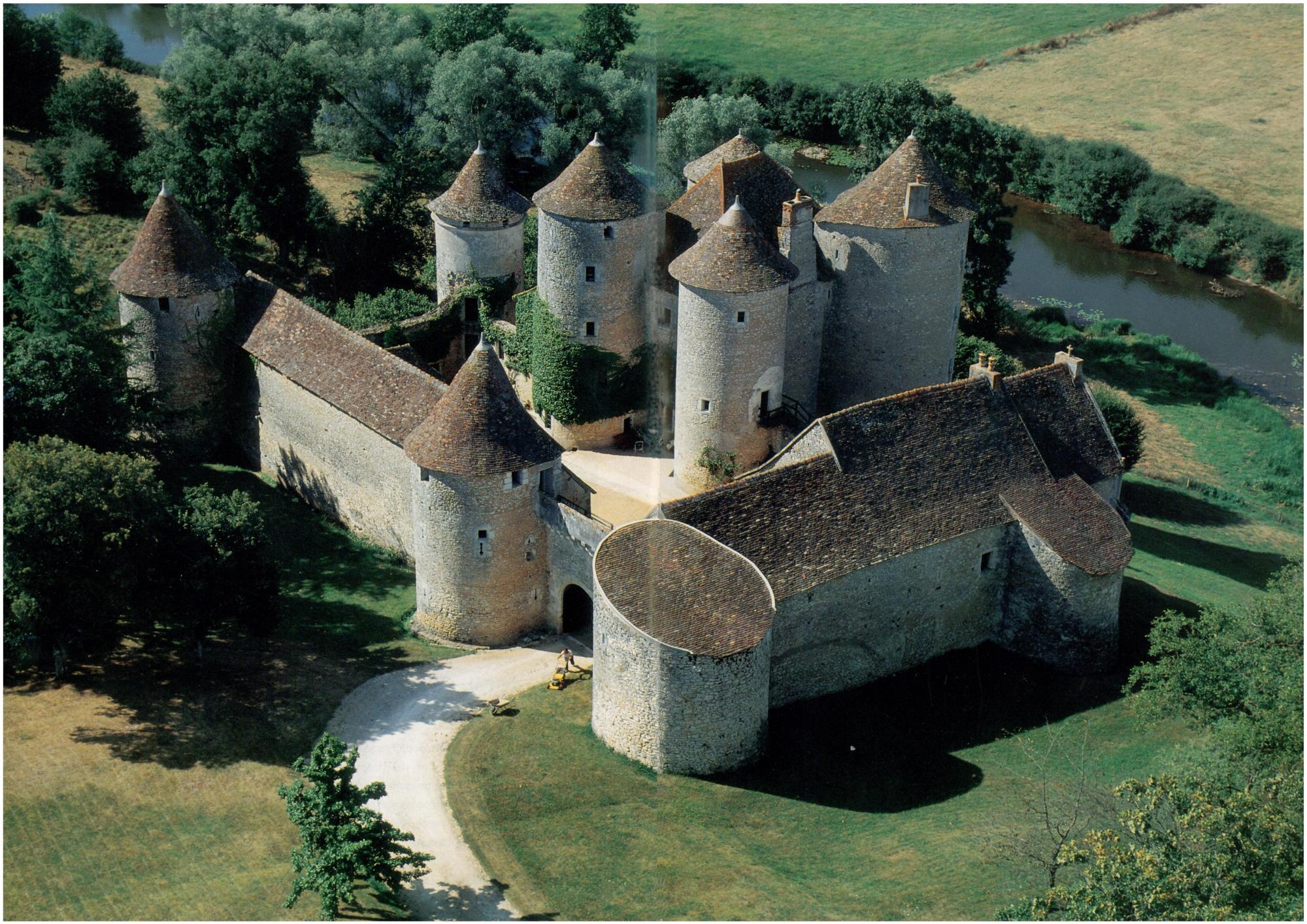 Chateau de Forges-官方