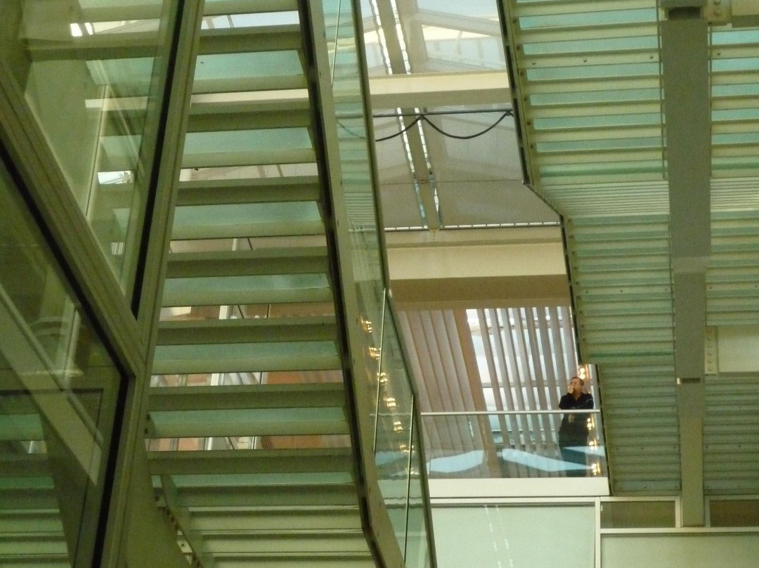Carre d'Art/Musee d'Art Contemporain-尼姆必去景点