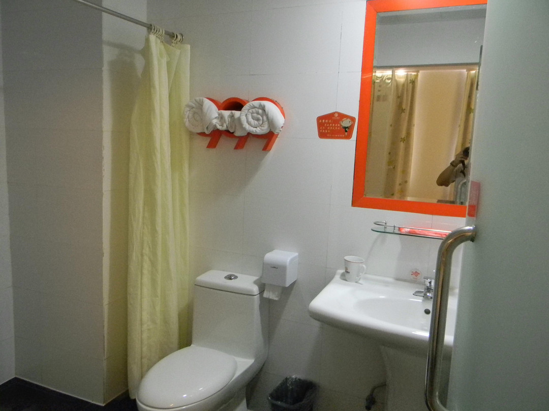 贵港阳光九九连锁酒店汽车西站店主图