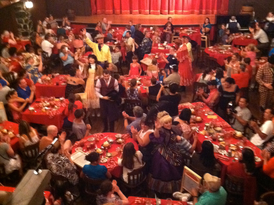 Hoop-Dee-Doo Musical Revue-奥兰多必去景点