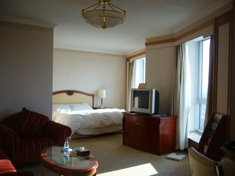 亚太花园酒店主图