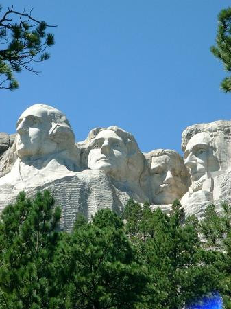 拉什莫尔山国家纪念公园-基斯通必去景点