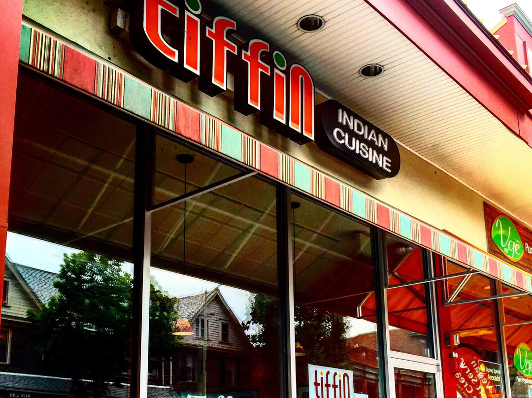 Bryn Mawr餐馆和美食-Tiffin