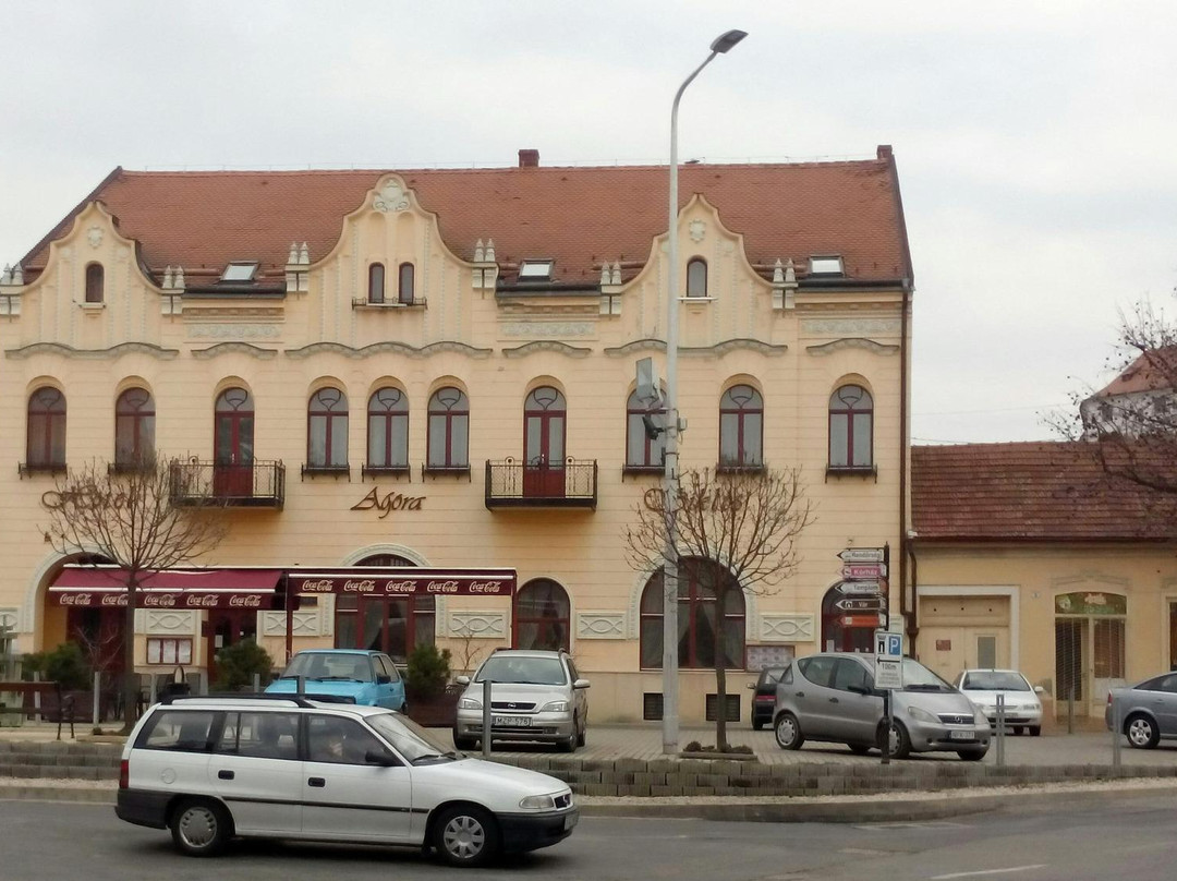 Hotel Agora