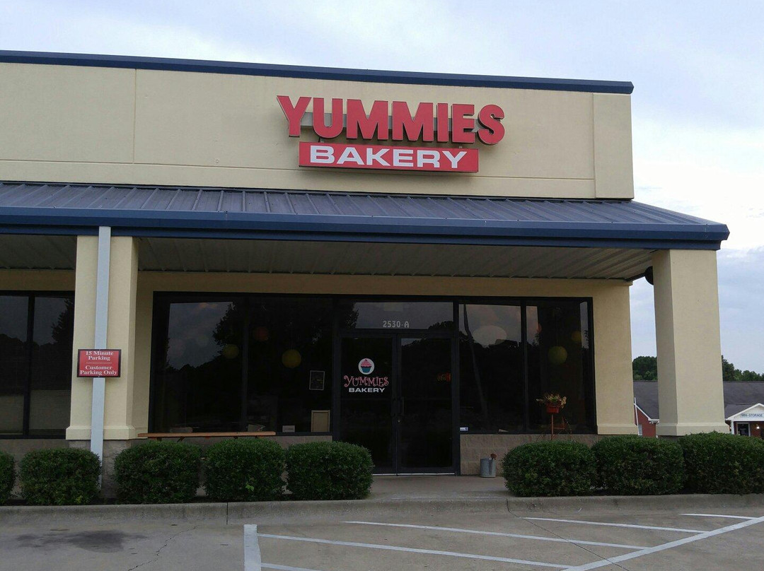 Yummies Bakery and Deli