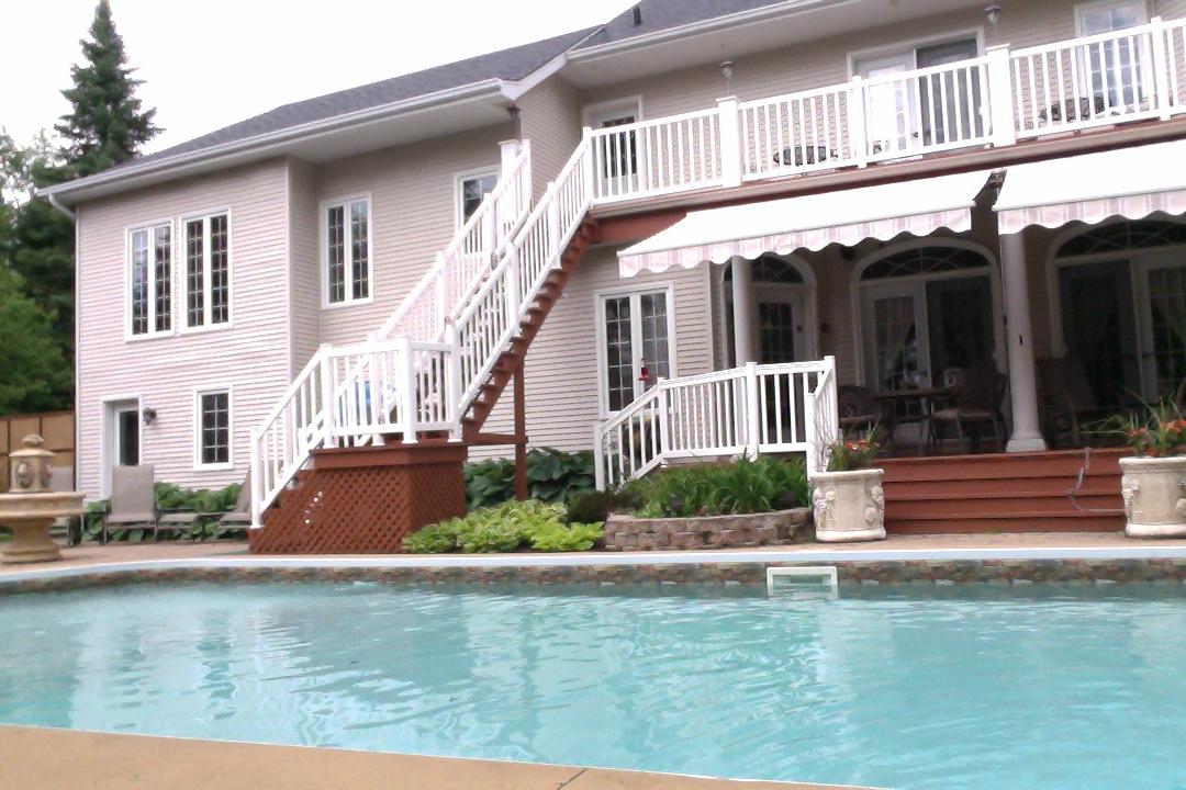 Le Septentrion B&B-泳池