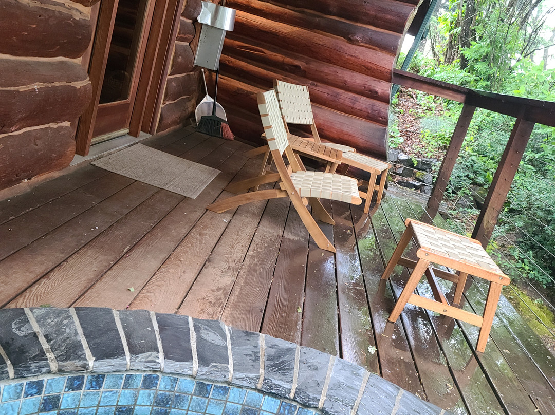 Wilder & Pine Riverside Cabins主图