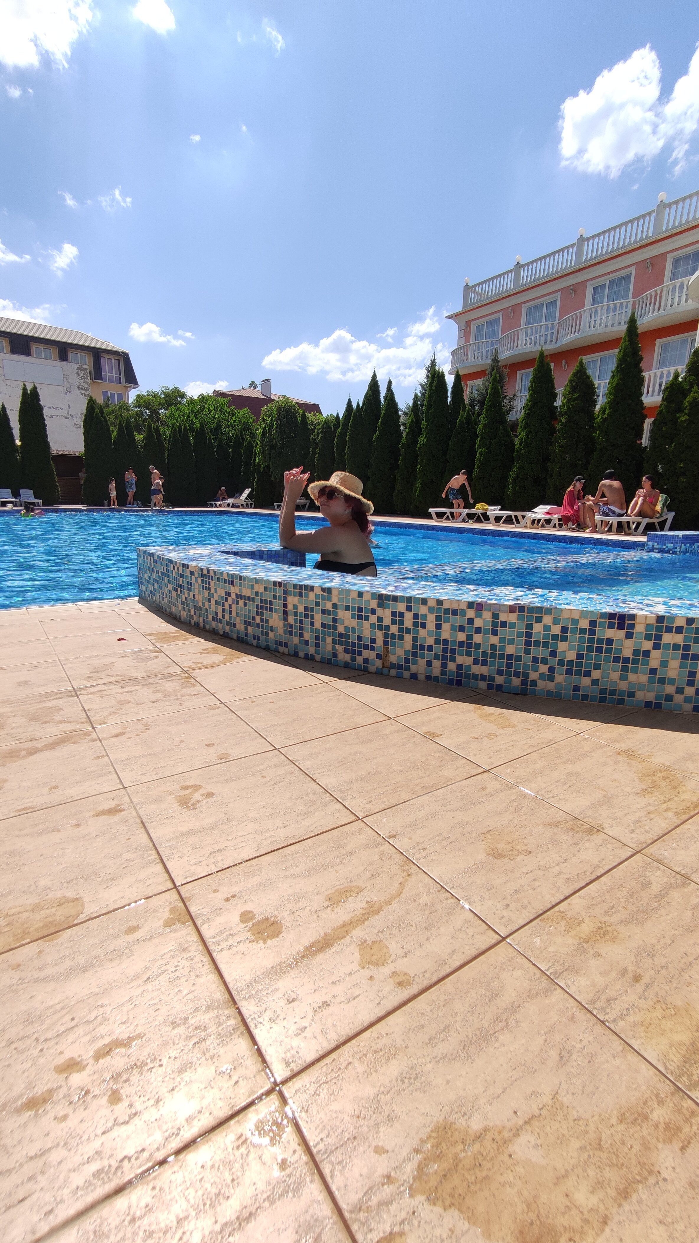 Apelsin Hotel-官方