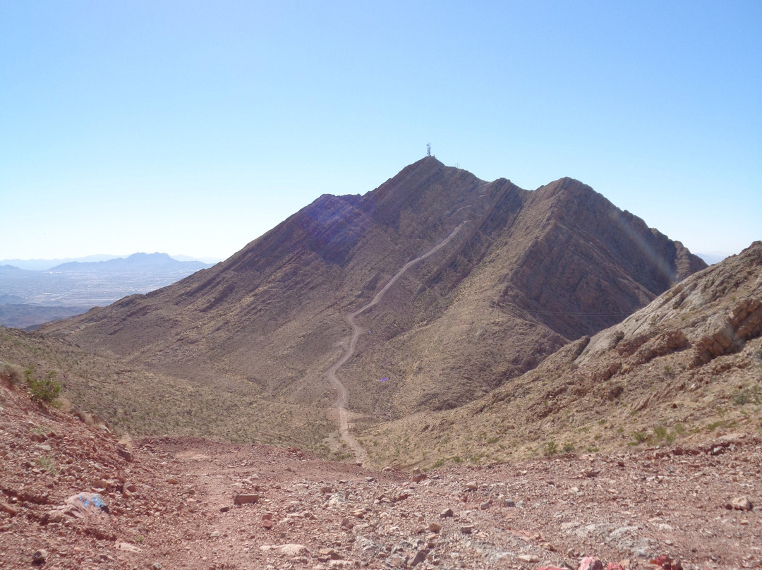 Frenchman Mountain-拉斯维加斯必去景点
