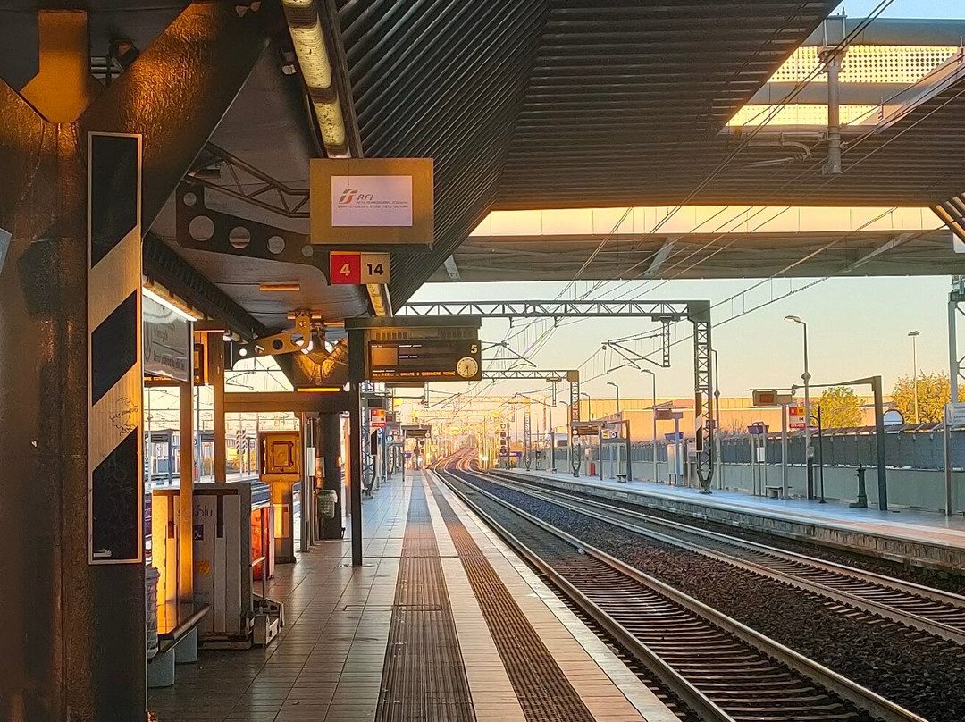 Stazione di Rho Fiera景点图片