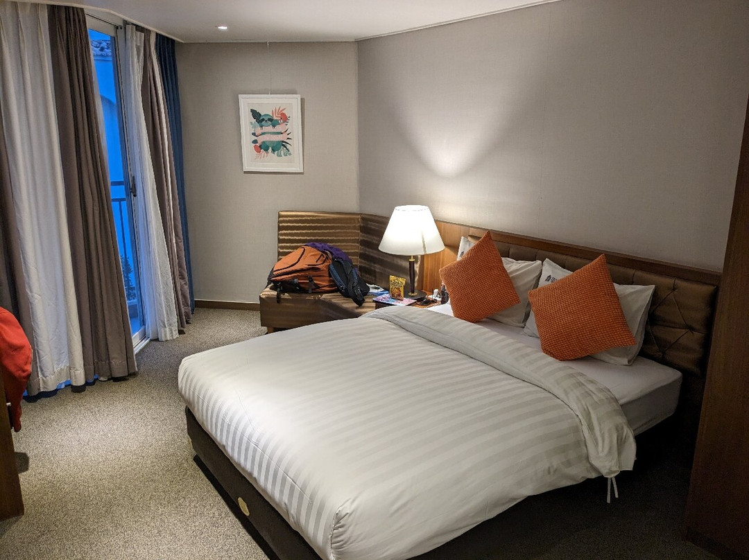 本昵客雅彩石江STARHILLS酒店主图