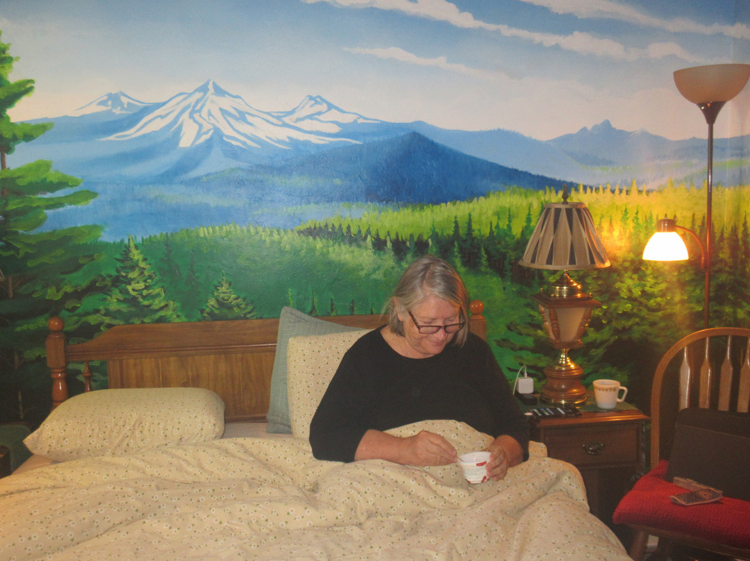 Itty Bitty Inn主图